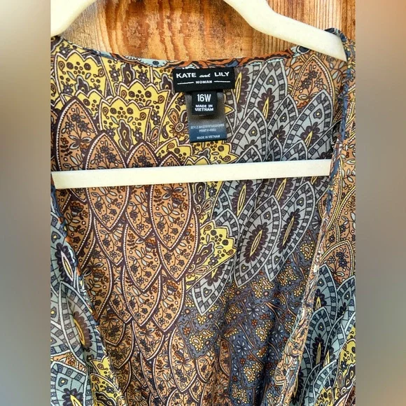 Kate & Lily Multicolor Geometric Long Sleeve Maxi Dress Size 16 W Elastic Waist - Picture 3 of 6